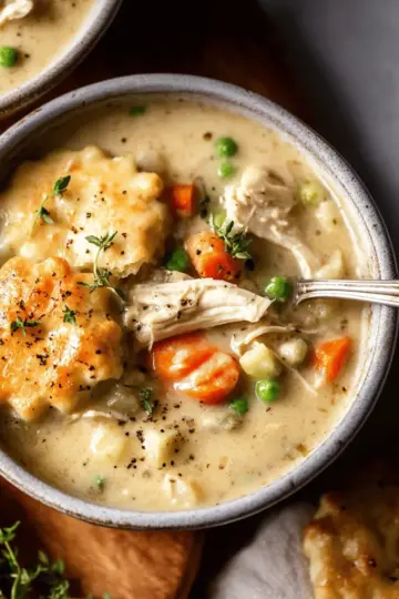 Healthy Chicken Pot Pie Soup