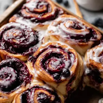blueberry cinnamon rolls