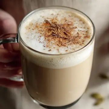 Ultimate Homemade Chai Tea Latte Recipe (Step-By-Step)