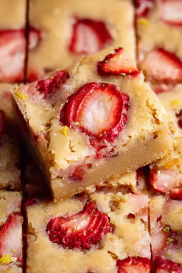 Strawberry Lemon Blondies