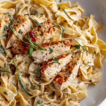 The Best Creamy Chicken Pasta Recipe