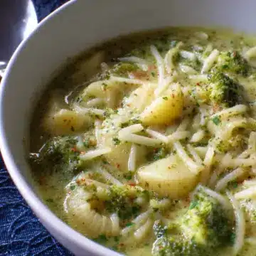 Italian Broccoli and Potato Soup with Pasta (No Cream)