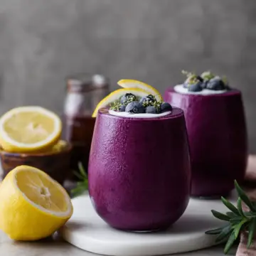 Blueberry Avocado Smoothie With Lemon & Yogurt