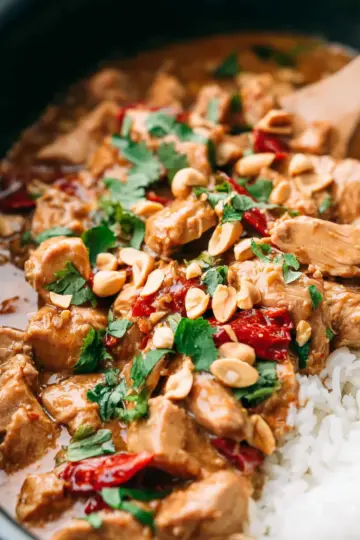 Slow Cooker Thai Peanut Chicken