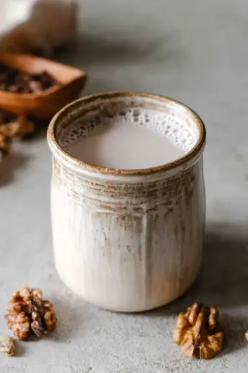 Homemade Walnut Milk
